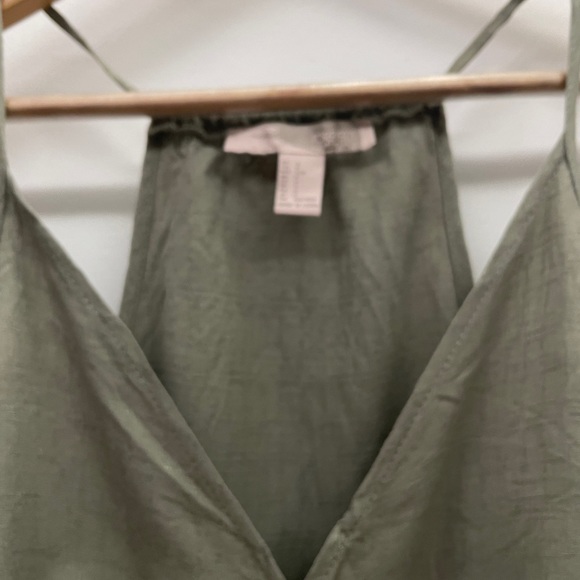 Forever 21 contemporary wrap top - Picture 9 of 9